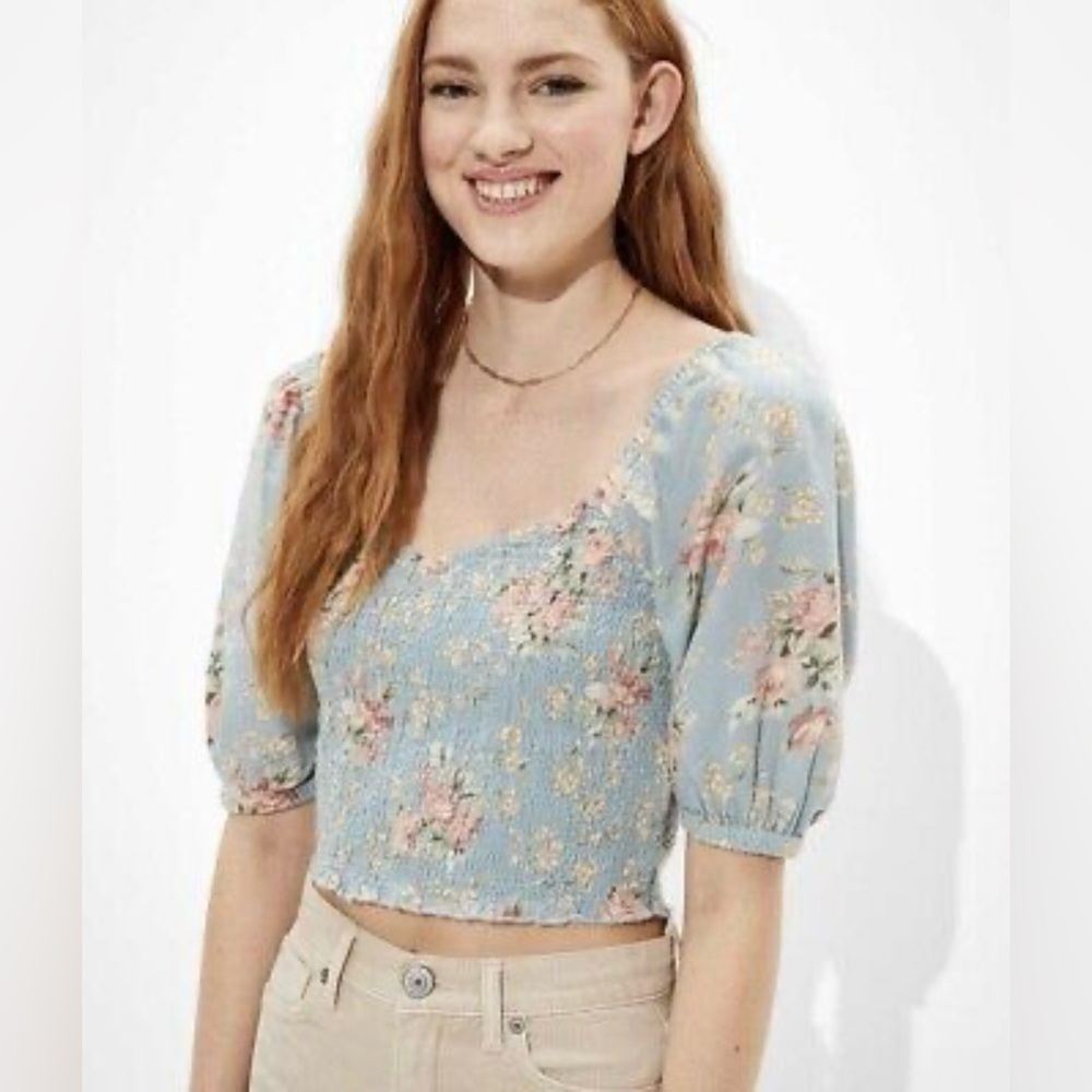 American Eagle Floral Smocked Sweetheart Neck Cropped Top- Size Large